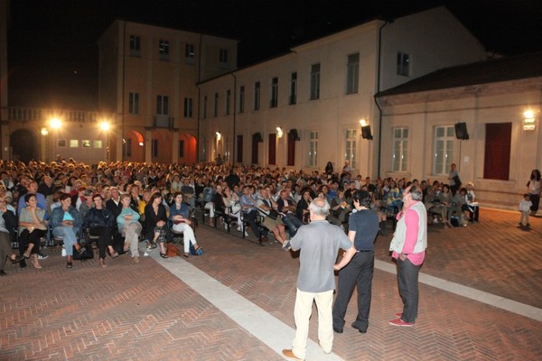 Proiezione La città ideale 