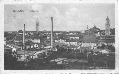 Panorama da via Malatesta Novello. Chiesa di Sant'Agostino e Cattedrale. 