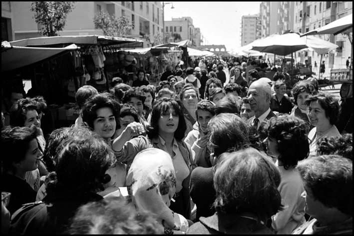 Mamma Roma, Anna Magnani al mercato di Cecafumo [ph. Angelo Novi]